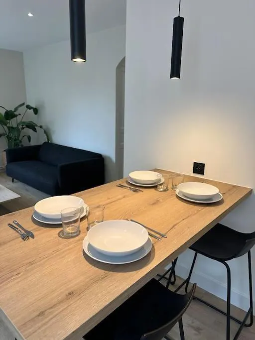 Appartement Brignais Centre En Face Du Pont Romain Apartman