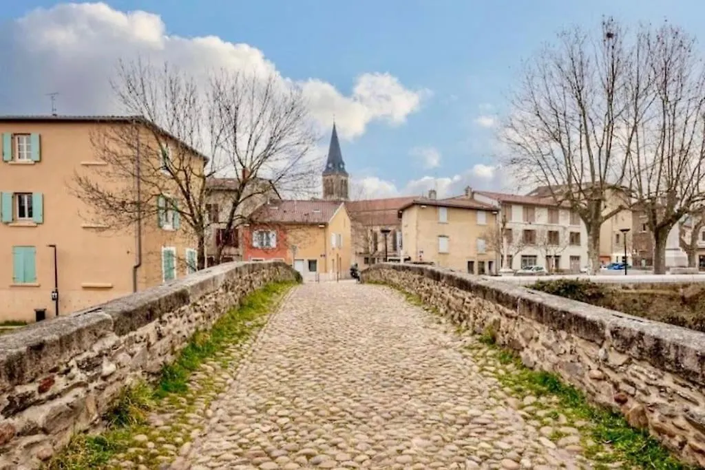 Apartman Appartement Brignais Centre En Face Du Pont Romain